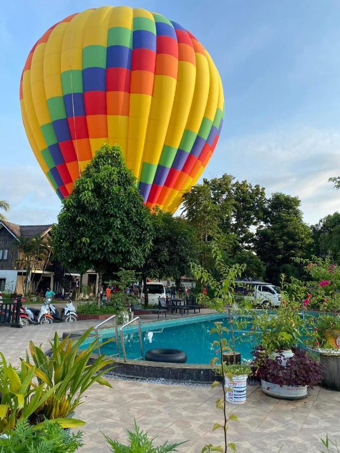 Sansan Resort Vang Vieng Buitenkant foto