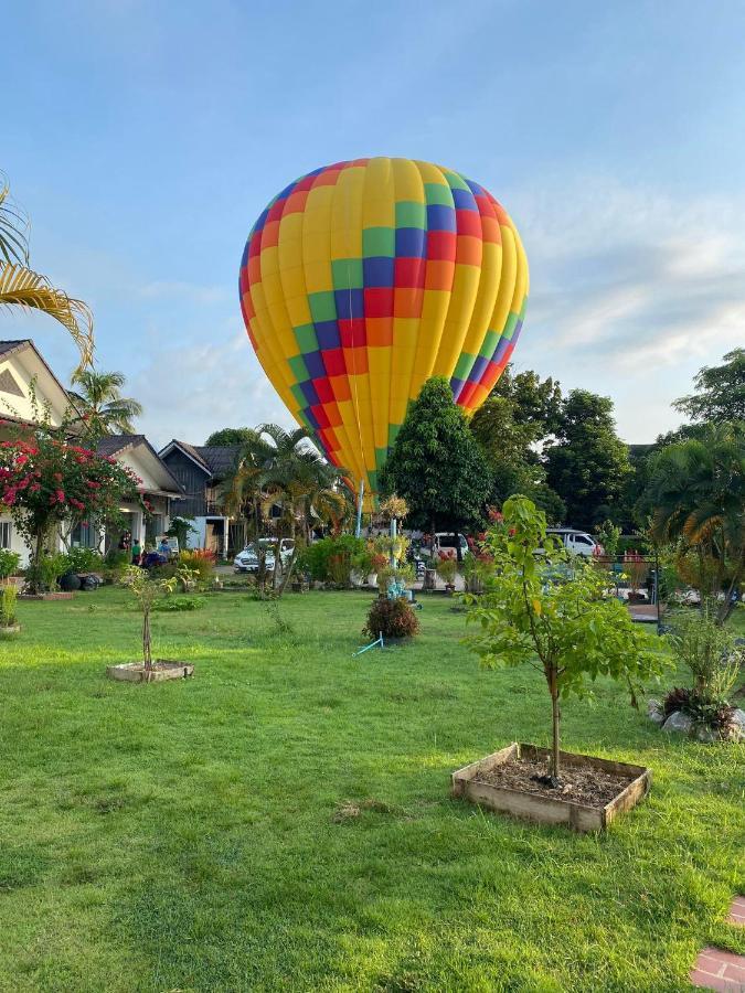 Sansan Resort Vang Vieng Buitenkant foto