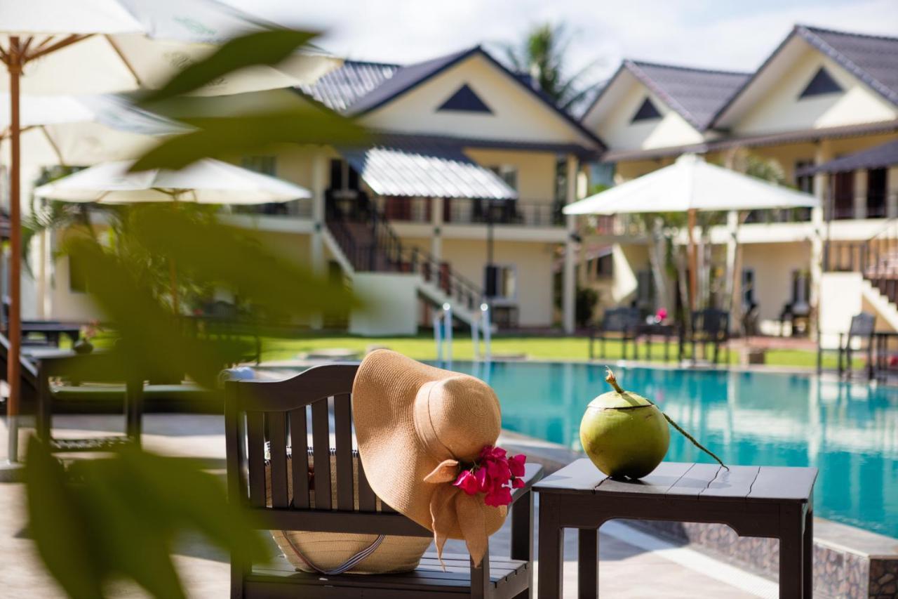 Sansan Resort Vang Vieng Buitenkant foto