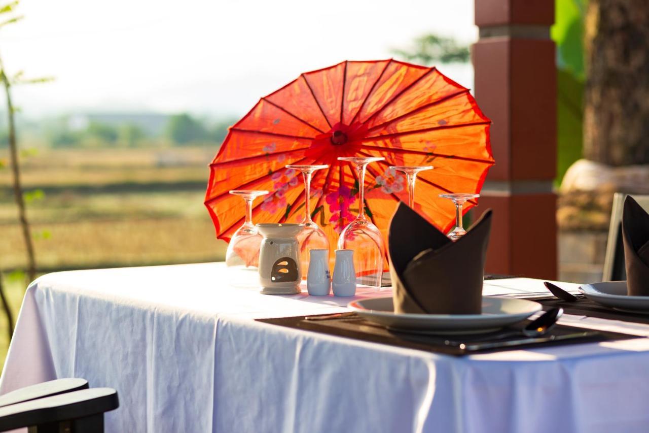 Sansan Resort Vang Vieng Buitenkant foto
