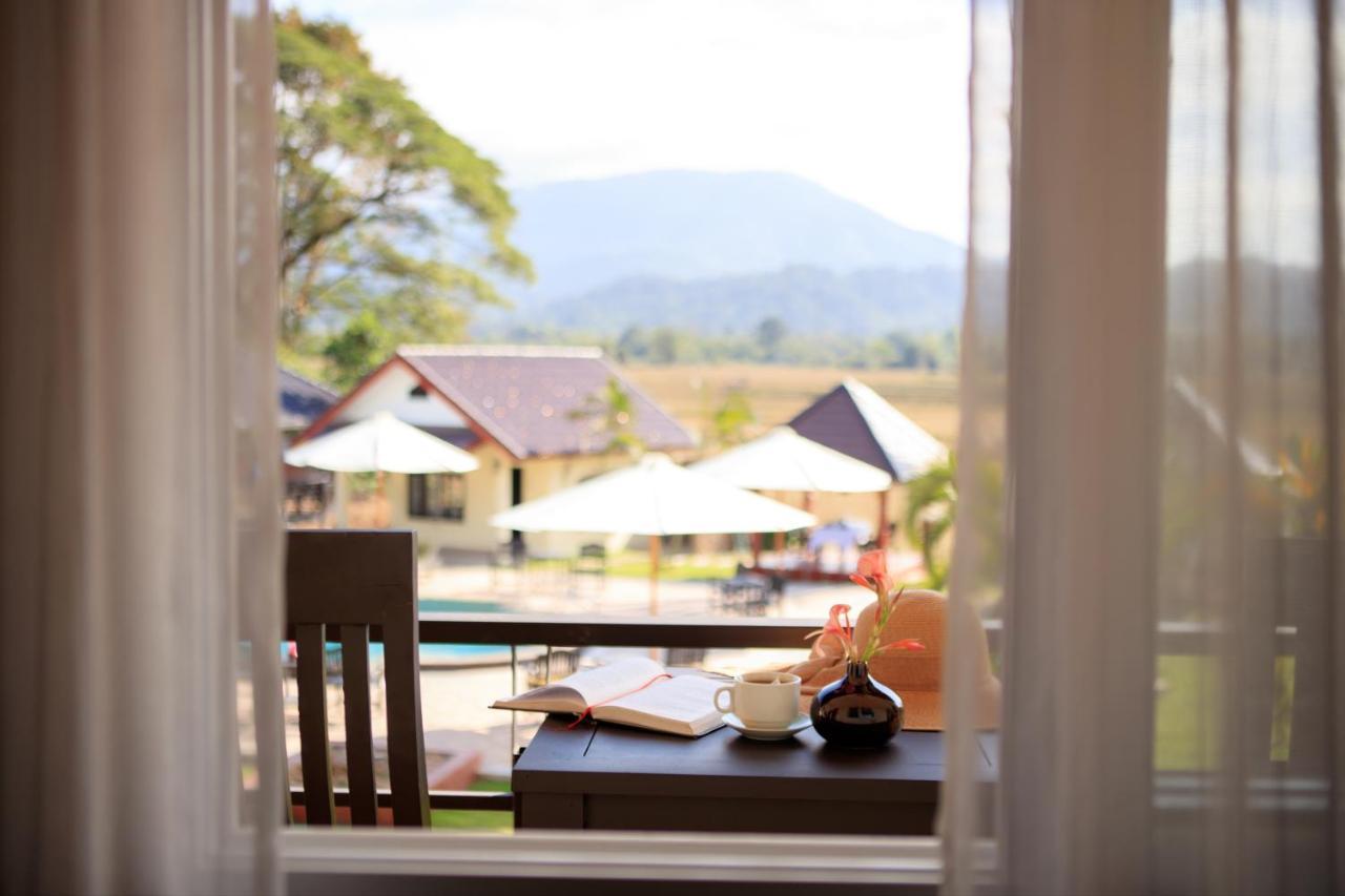 Sansan Resort Vang Vieng Buitenkant foto