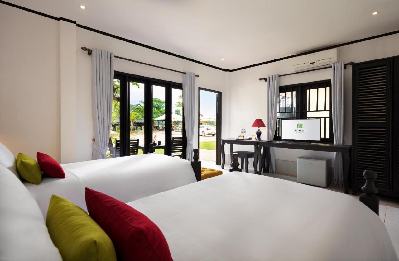 Sansan Resort Vang Vieng Buitenkant foto